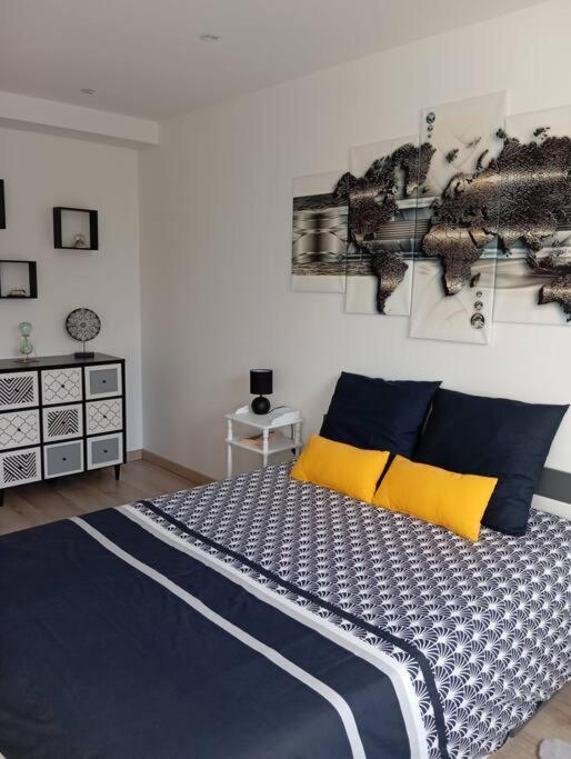 Appartement Cosy Avec Jardin Vaux-Sur-Seine Exterior photo